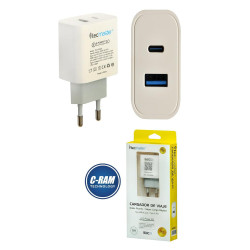 Cargador 2 Puertos USB-A  USB-C   Cable C A C 